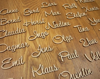 Letras como tarjeta de mesa para una boda de madera Tarjeta KoTi de 3 cm