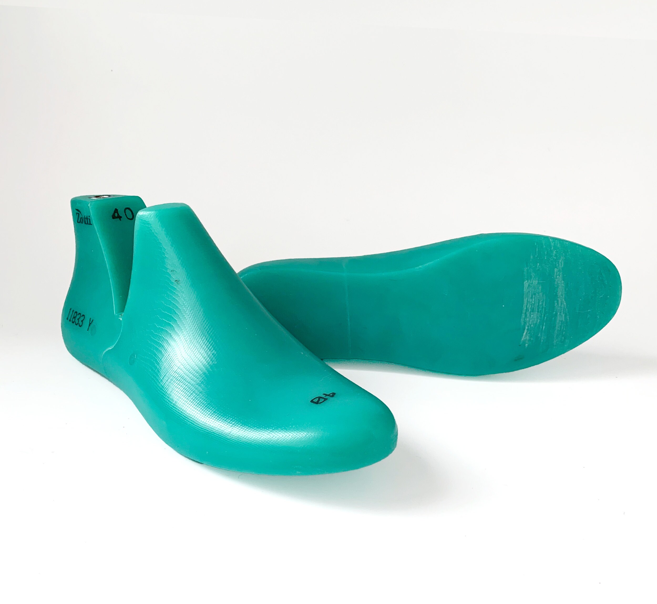 Shoe Last 11833 for Making Men Shoes 