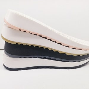 womens shoes with colored soles