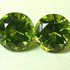 PERIDOT Arizona Vintage Faceted Gemstones Pair 7.1x5.0mm 3.40 cts USA01 image 1