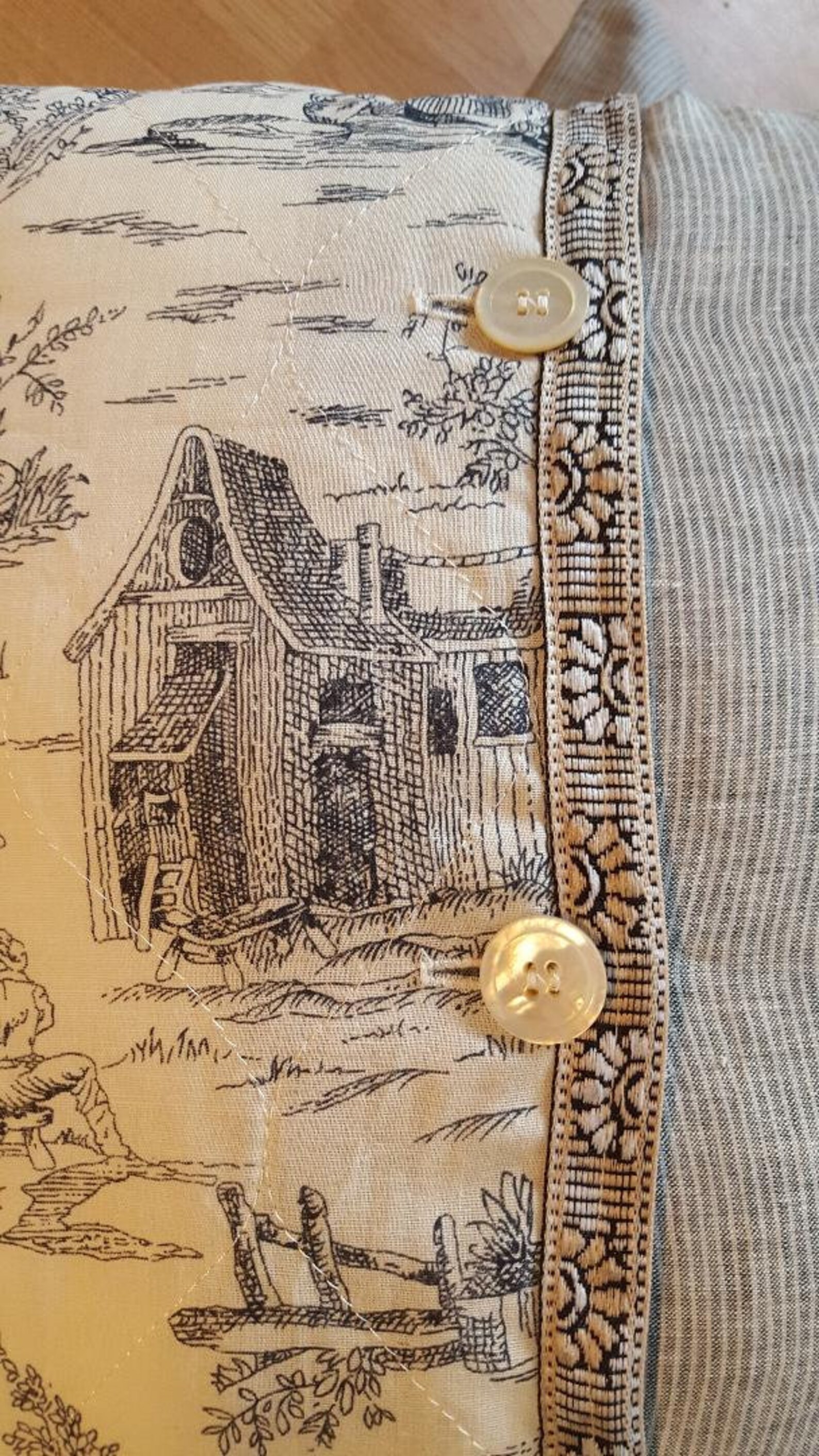 Handmade Cushion Cover Using Vintage Chintz Fabric Etsy UK