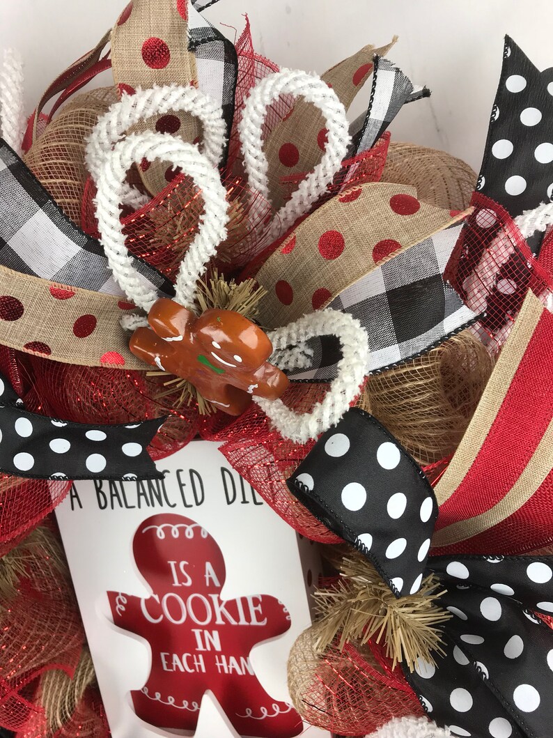 Christmas Wreath Christmas Gingerbread Cookie Wreath Red Christmas Wreath Winter Wreath Christmas Mesh Wreath Holiday Wreath