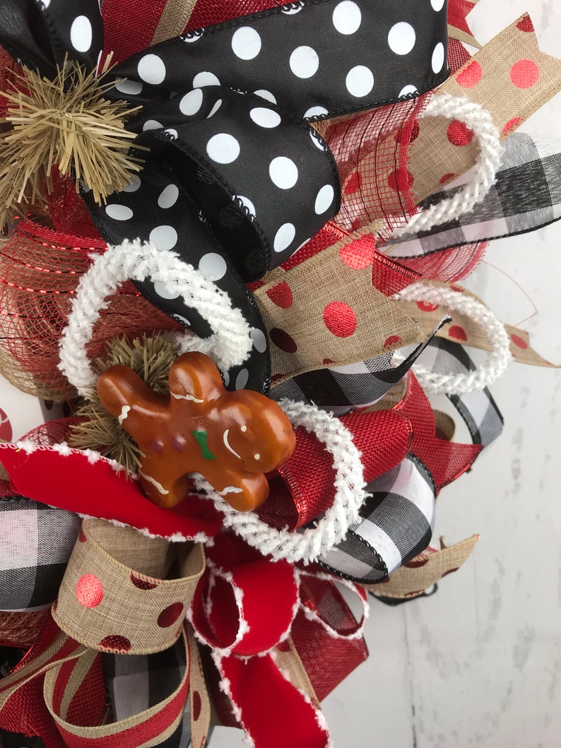 Christmas Wreath Christmas Gingerbread Cookie Wreath Red Christmas Wreath Winter Wreath Christmas Mesh Wreath Holiday Wreath