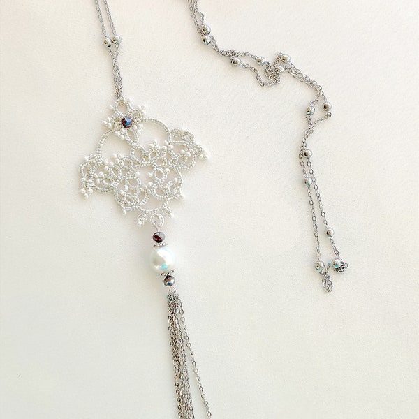 Long collier en dentelle avec perles, Collier de frivolité avec perles, Sautoir de frivolité, Bijoux de frivolité