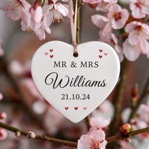 Personalised Wedding Gift Mr & Mrs Ceramic Heart | Custom Name Date Keepsake Couple Newly Wed Keepsake Memory Bride Groom Plaque
