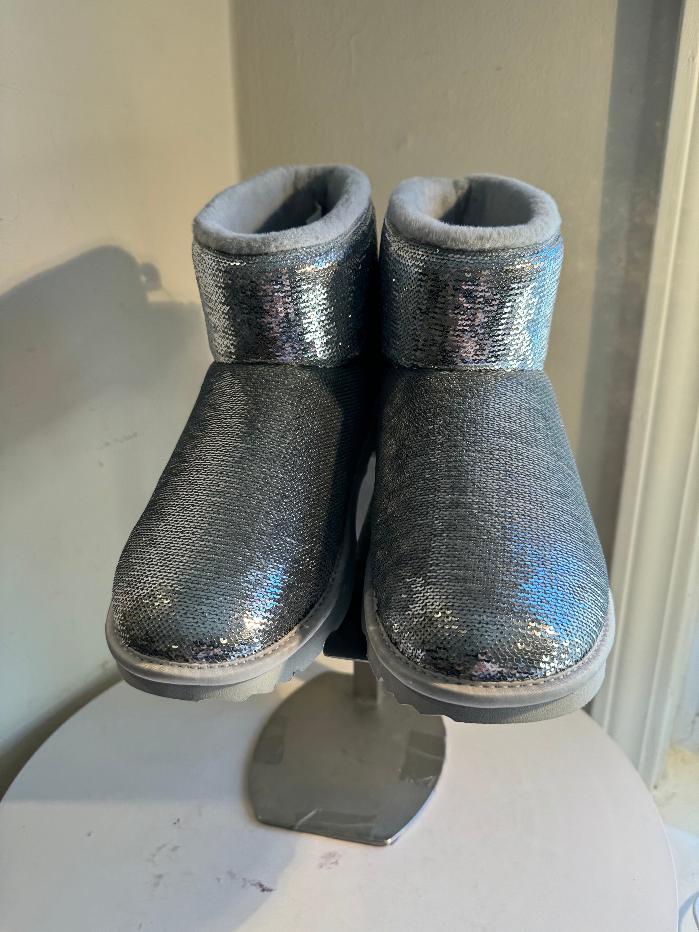Ugg Classic Mini Mirror Ball Bootie NEW Size 6 - Etsy