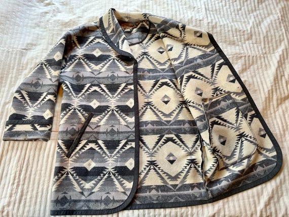 Pendleton Wool Jacket>Womens Small,  Native Style… - image 2