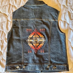 Pendleton Denim Vest&gt;Women&#39;s Small, Native Style Jacket, Southwest Vest, Pendleton Jacket, Jean Jacket, Denim Vest