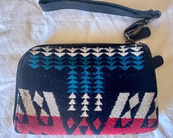Pendleton Zip Pouch> Leather/wool pouch, wallet, coin purse, phone bag, pendleton clutch