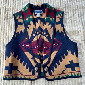 Pendleton Wool Vest&gt; Women’s Medium, Southwestern Vest, Native Style Vest, Pendleton Jackets, Native Style Wool Vest