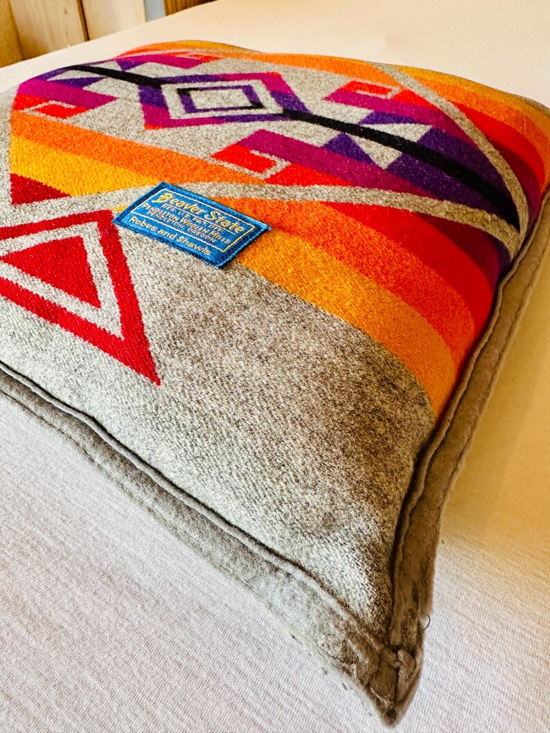 Pendleton Wool Cushion> 16” x 17” Wool Throw Pillow, Southwestern Throw Pillow, Native Style Cushion, Pendleton Pillow image 5