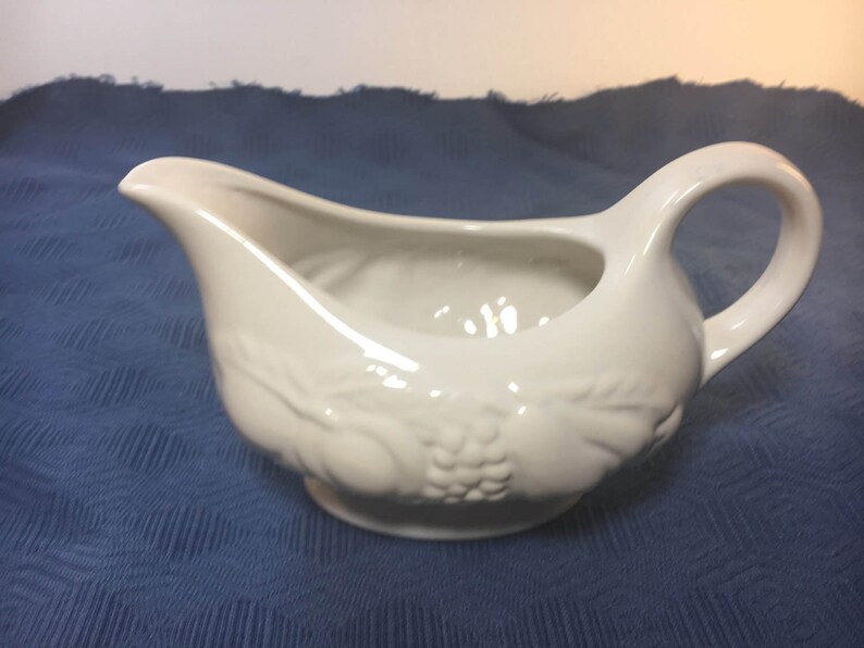 Vintage Gravy Boat Dish Tabletops Unlimited Nature Gravy Etsy