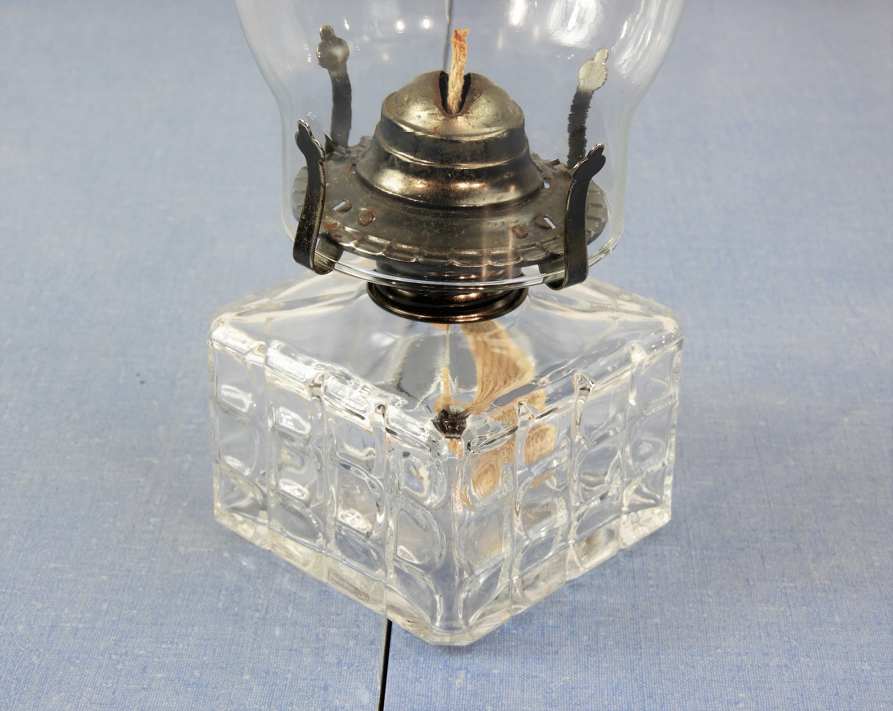 Vintage Oil Lamp Lamplight Farms 5 Made In Austria Clear - Lamplight Farms Oil Lamps Made In Austria Vintage Oil Lamp Lamplight Farms 5 Made In Austria Clear - Lamplight Farms Oil Lamps Made In Austria