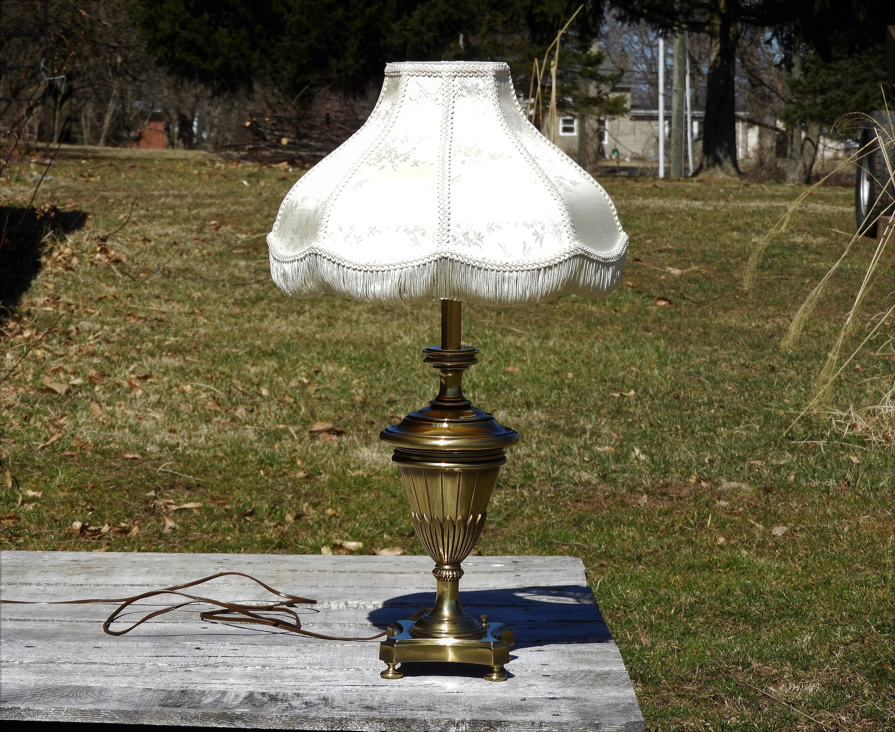 Vintage Stiffel Lamp Heavy Brass Light Model 1222 Acanthus 26 5 Vintage Stiffel Lamp Heavy Brass Light Model 1222 Acanthus 26 5 Tall Lighting Accent Table Decor Desk Office Decoration