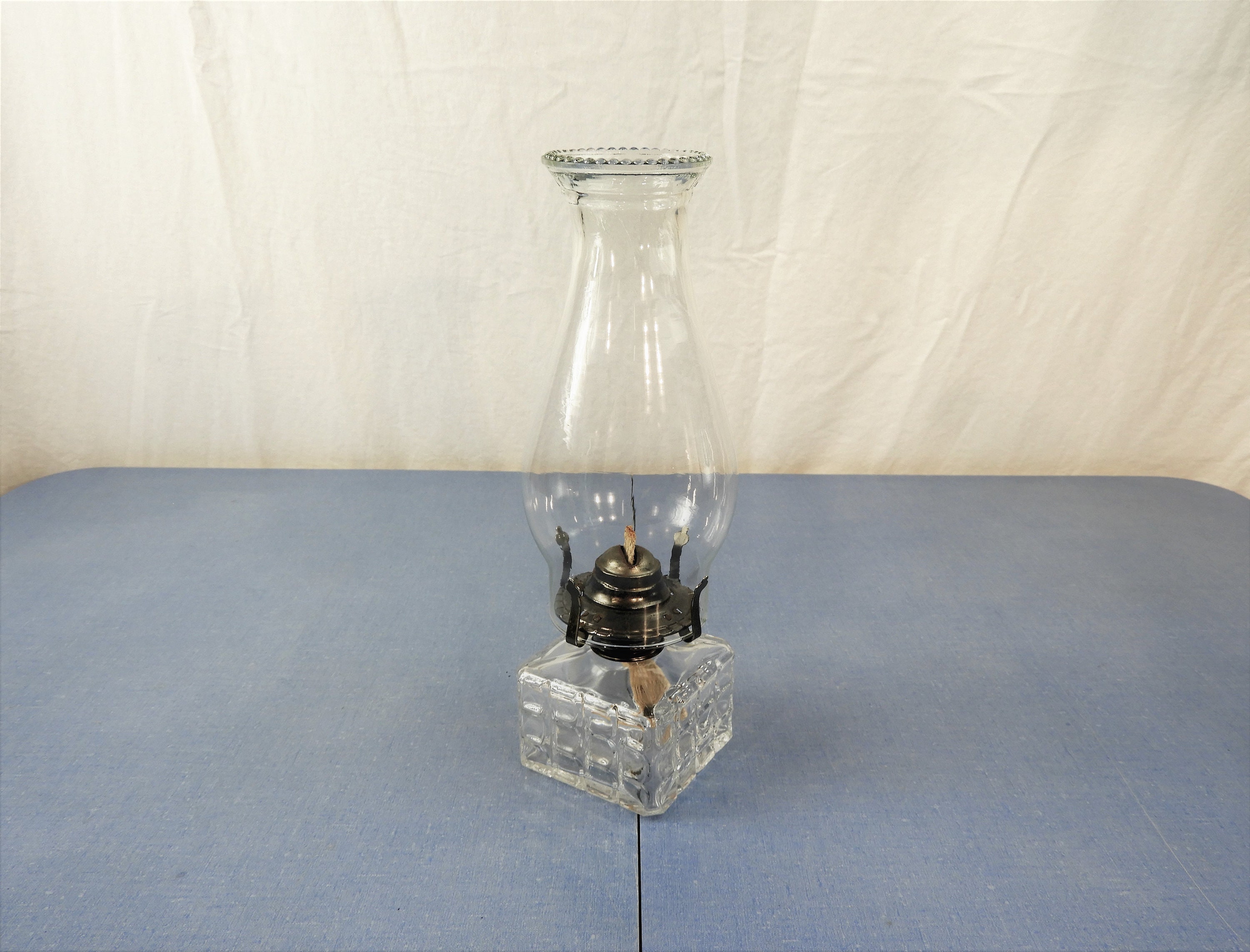 Vintage Oil Lamp, Lamplight Farms 5, Made in Austria, Clear Glass Base