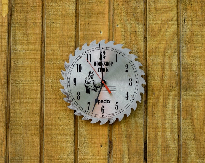 Vintage Saw Clock Brushed Stainless Distressed Blade - Distressed Clock Wall Hanging Vintage Saw Clock Brushed Stainless Distressed Blade - Distressed Clock Wall Hanging