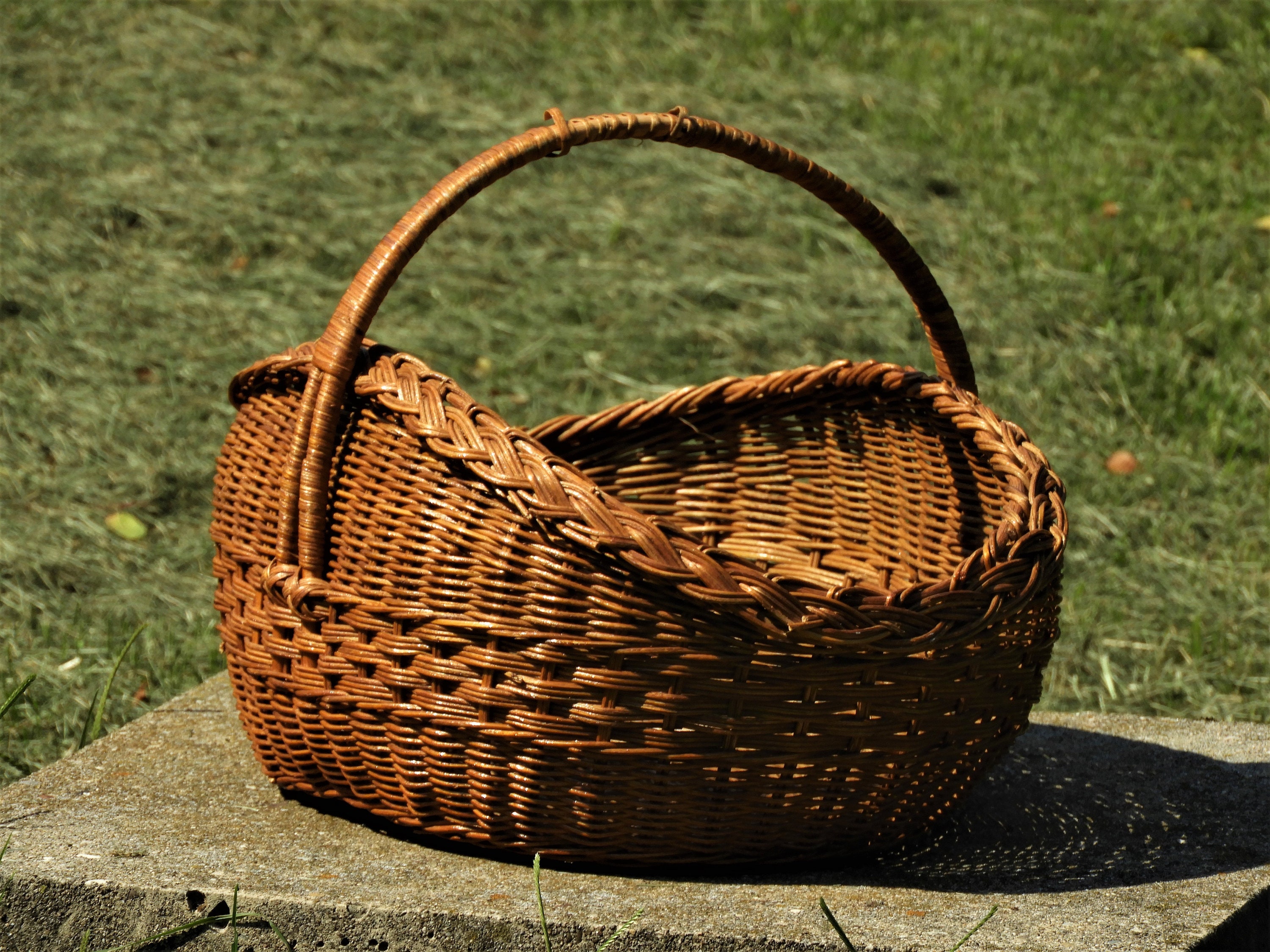 Vintage Wicker Basket, Large Farm Basket, Three Weave Centerpiece