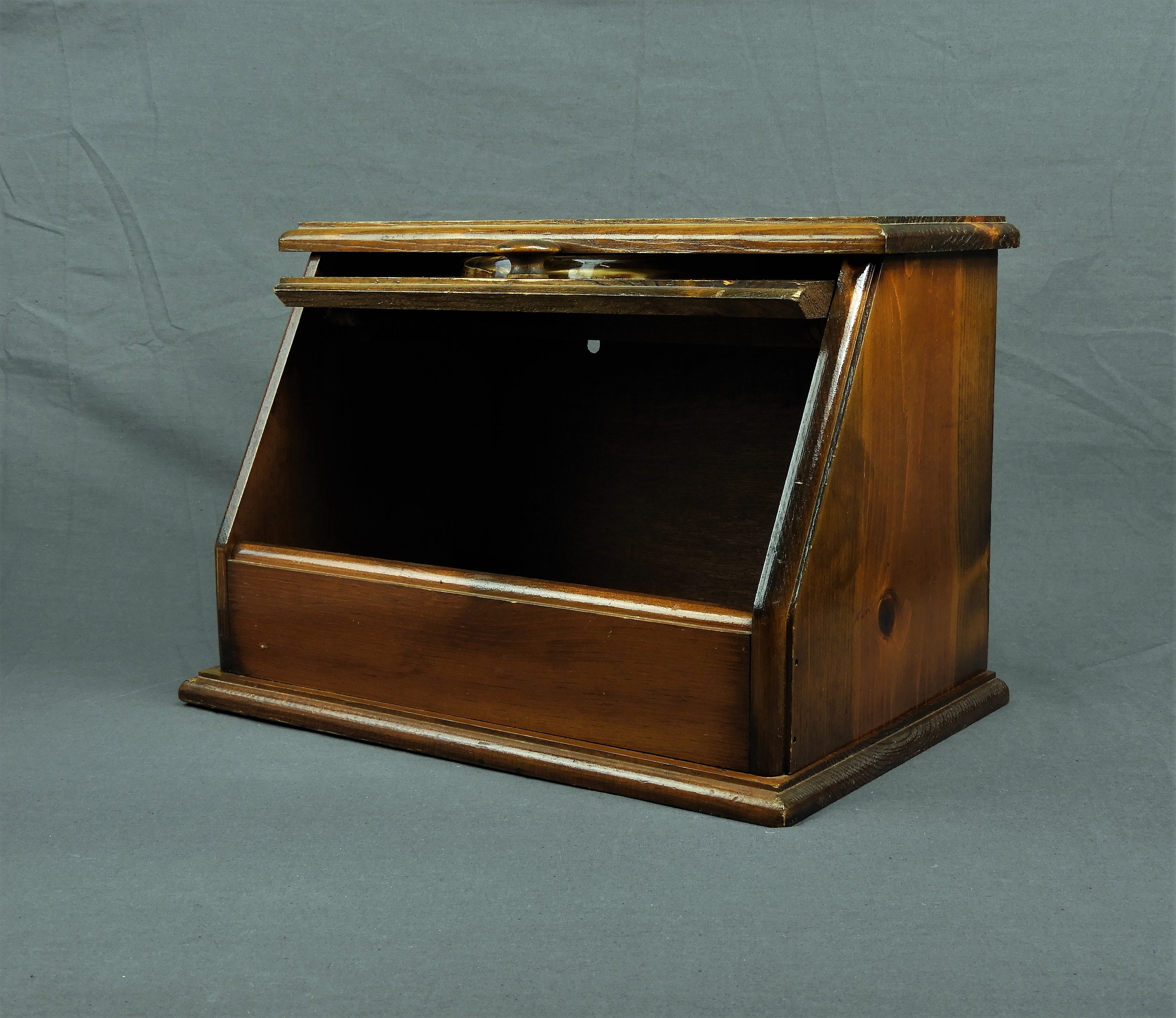Vintage Bread Box, Kitchen Decor, Wooden Storage, Pine Wood, Medium to