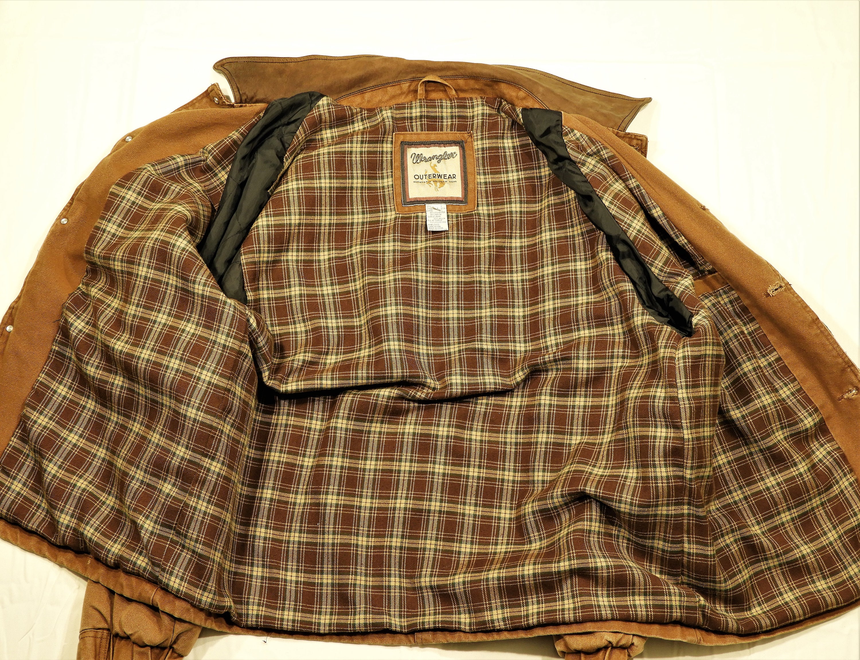 Vintage Wrangler Outerwear, Western Barn Coat, Brown Farm Jacket, Plaid