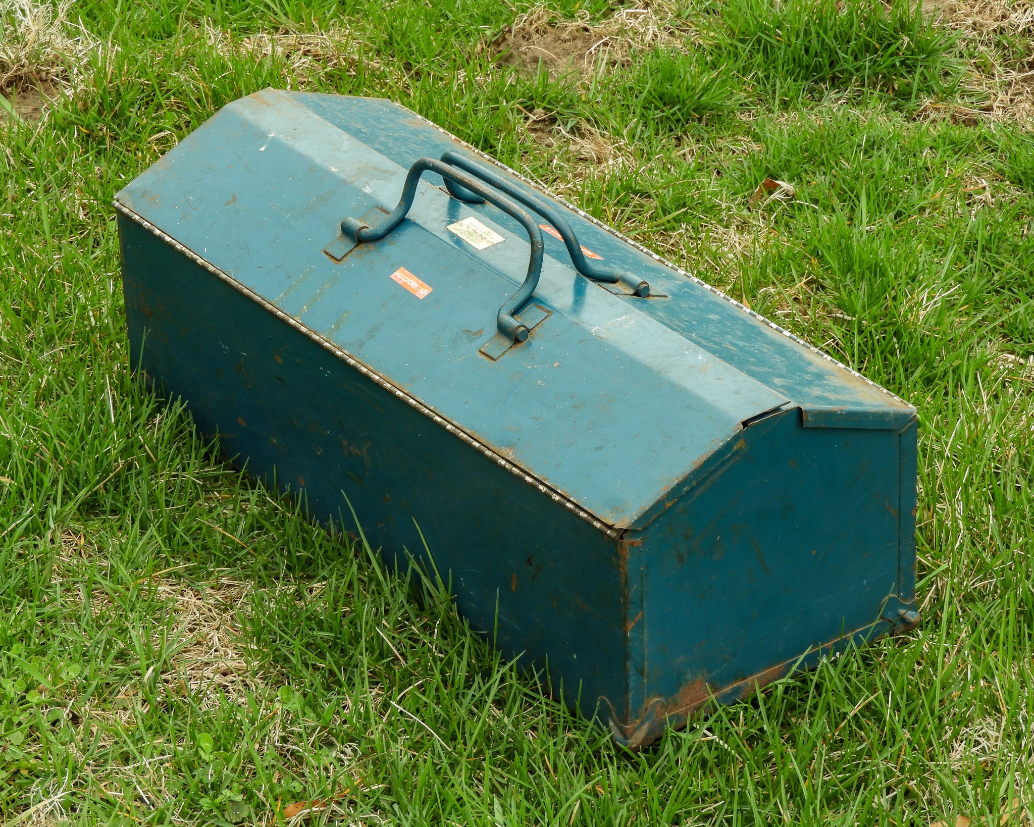 Vintage Union Toolbox, 1940's Steel, Split Top, Dual Handle