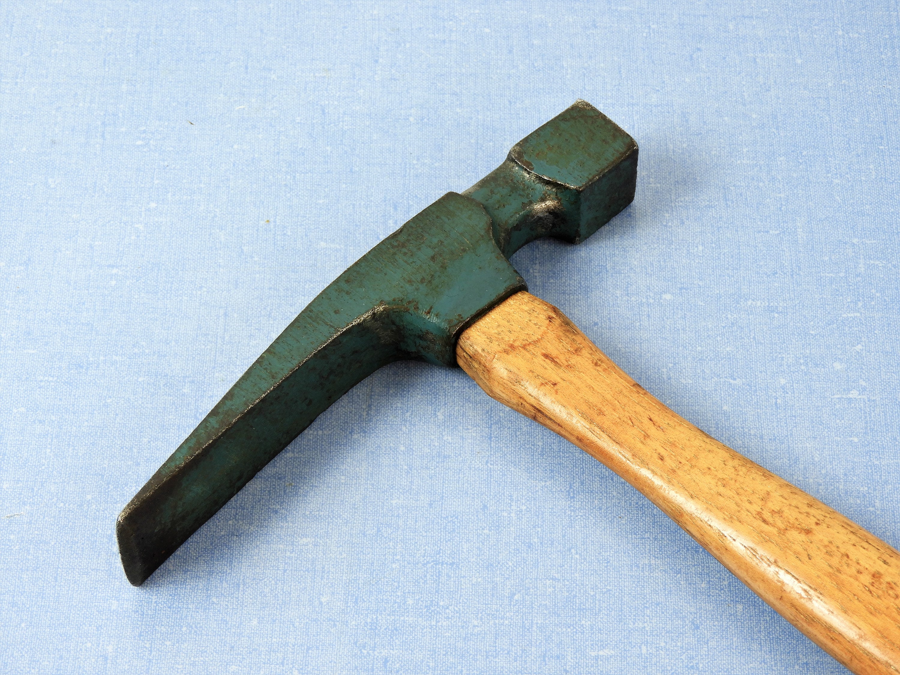 Vintage Vlchek Hammer, HL20 Masonry Tool, Blue Steel Head, Hardwood