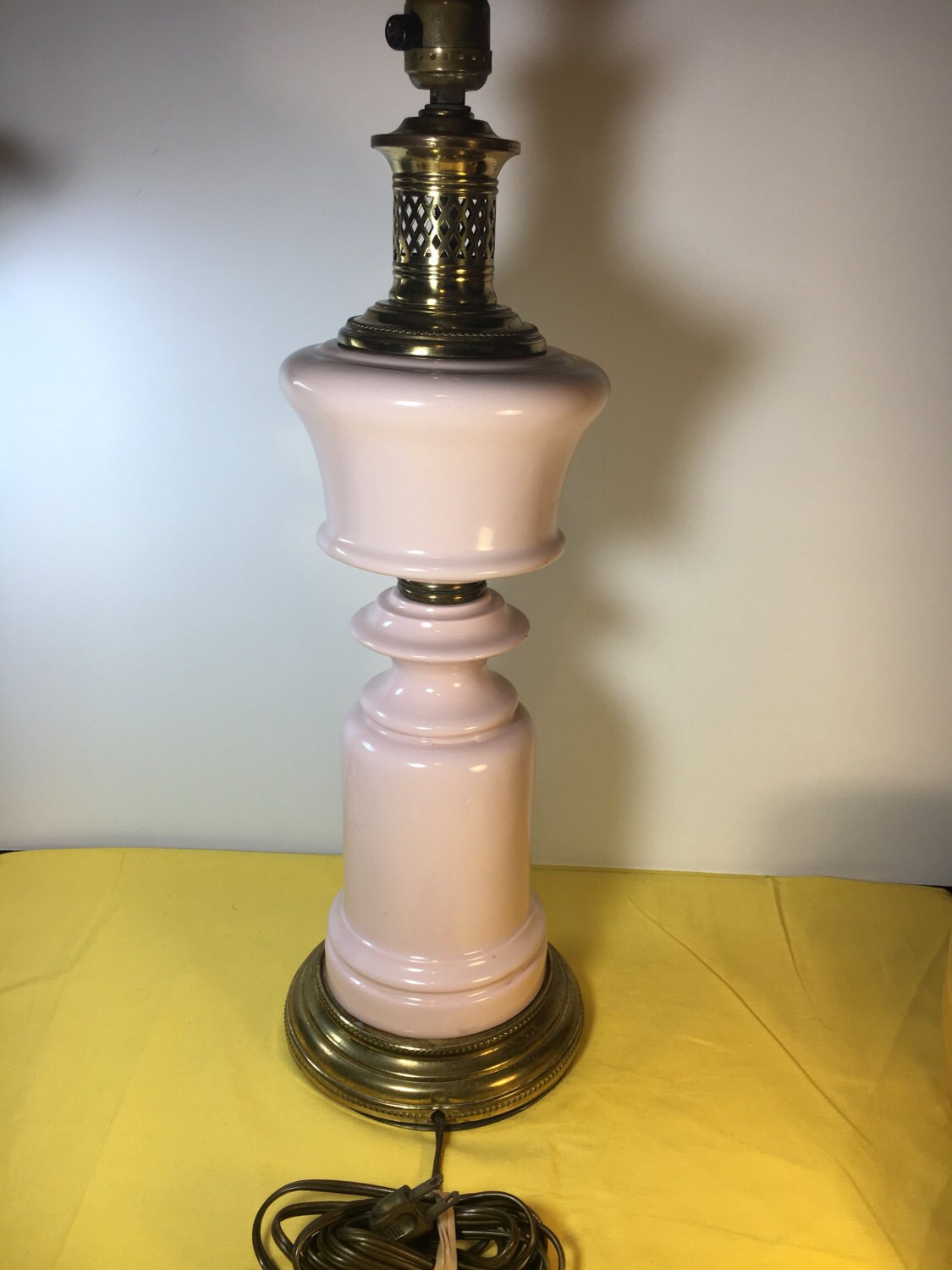 Vintage Pink Ceramic Table Lamp, Porcelain Retro Soft Pink Lamp, 2