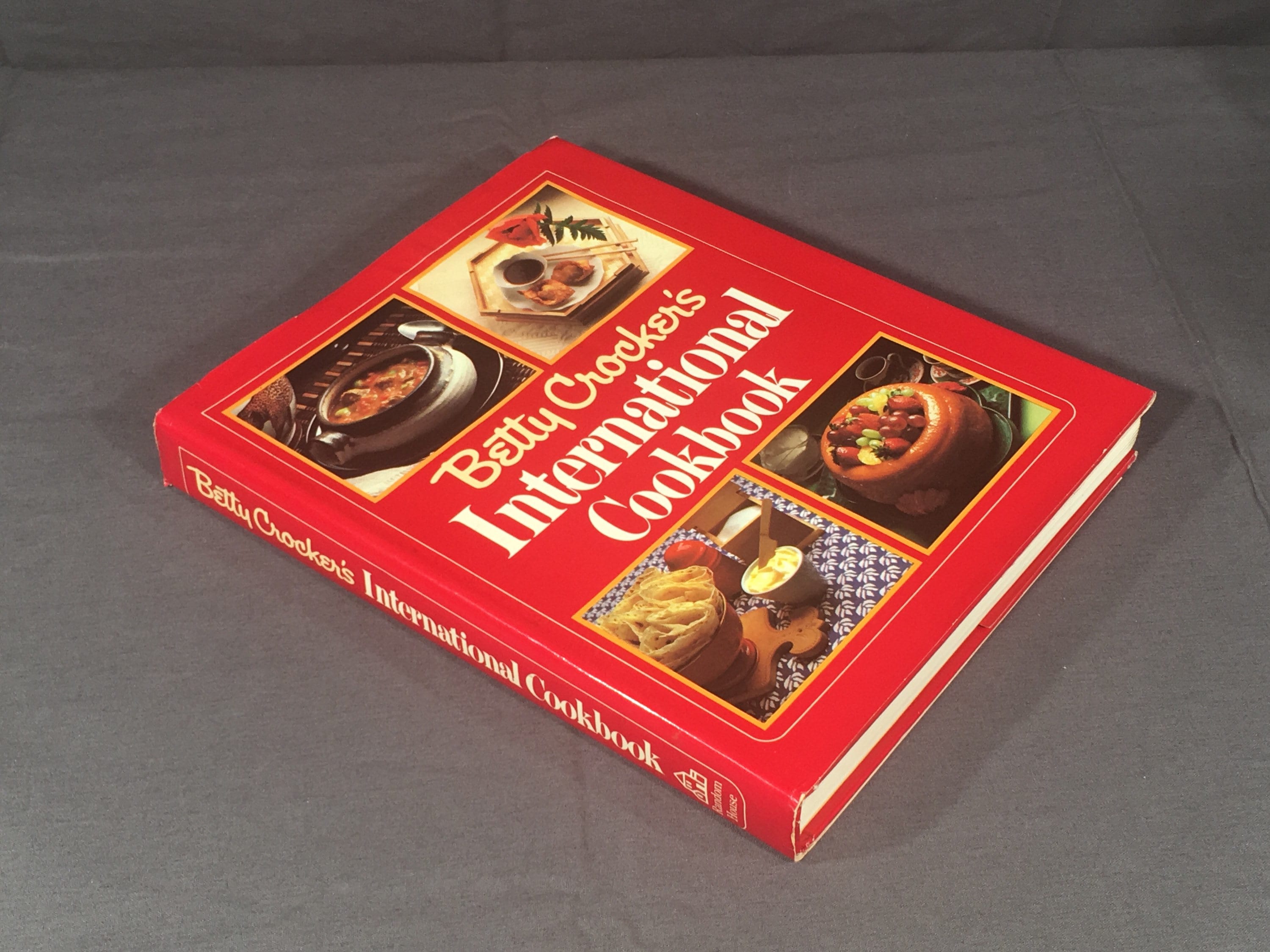 Vintage Betty Crocker Cookbook, First Edition 1980 Betty Crocker