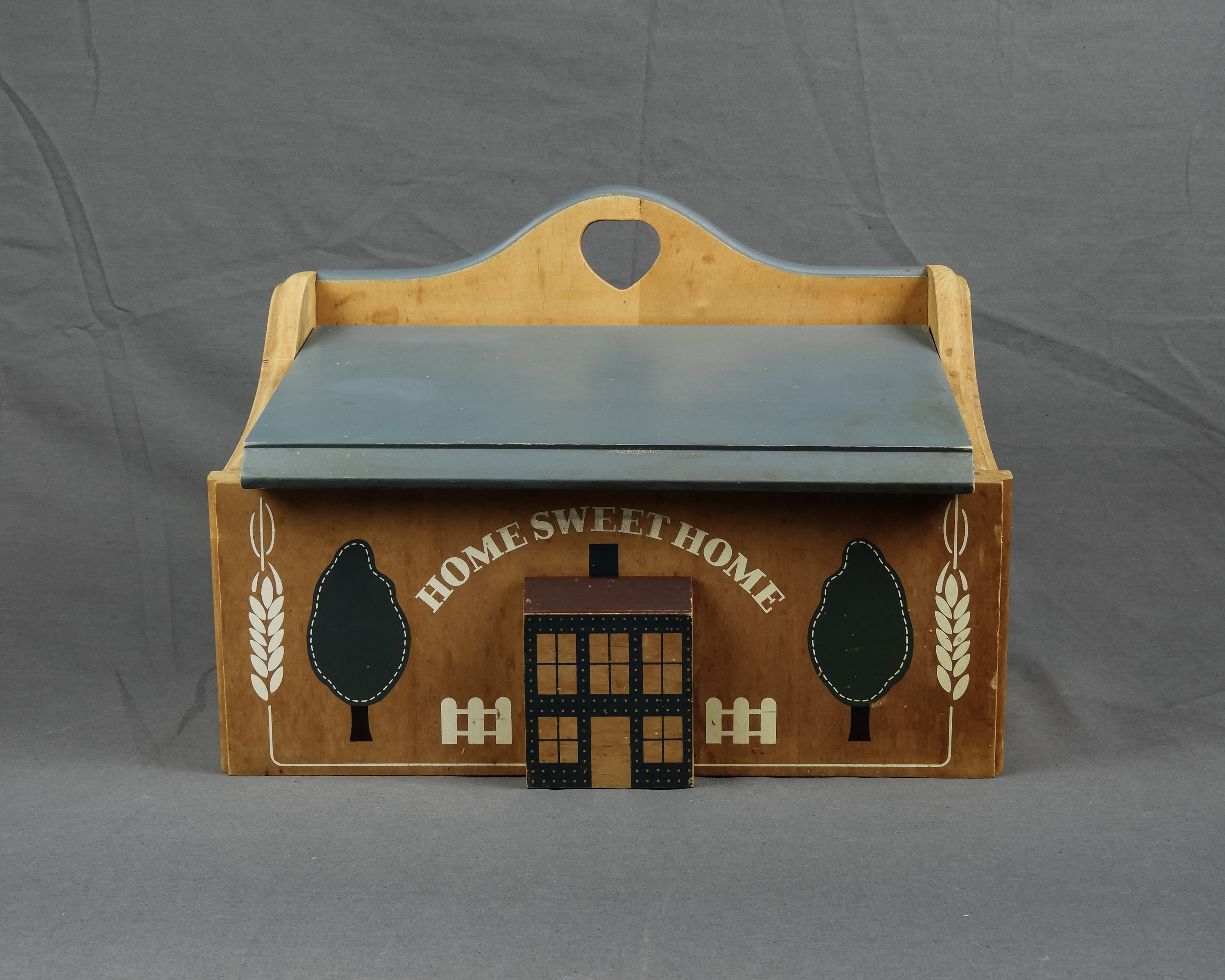 Vintage Bread Box, Wooden Storage, Home Sweet Home, Folk Art
