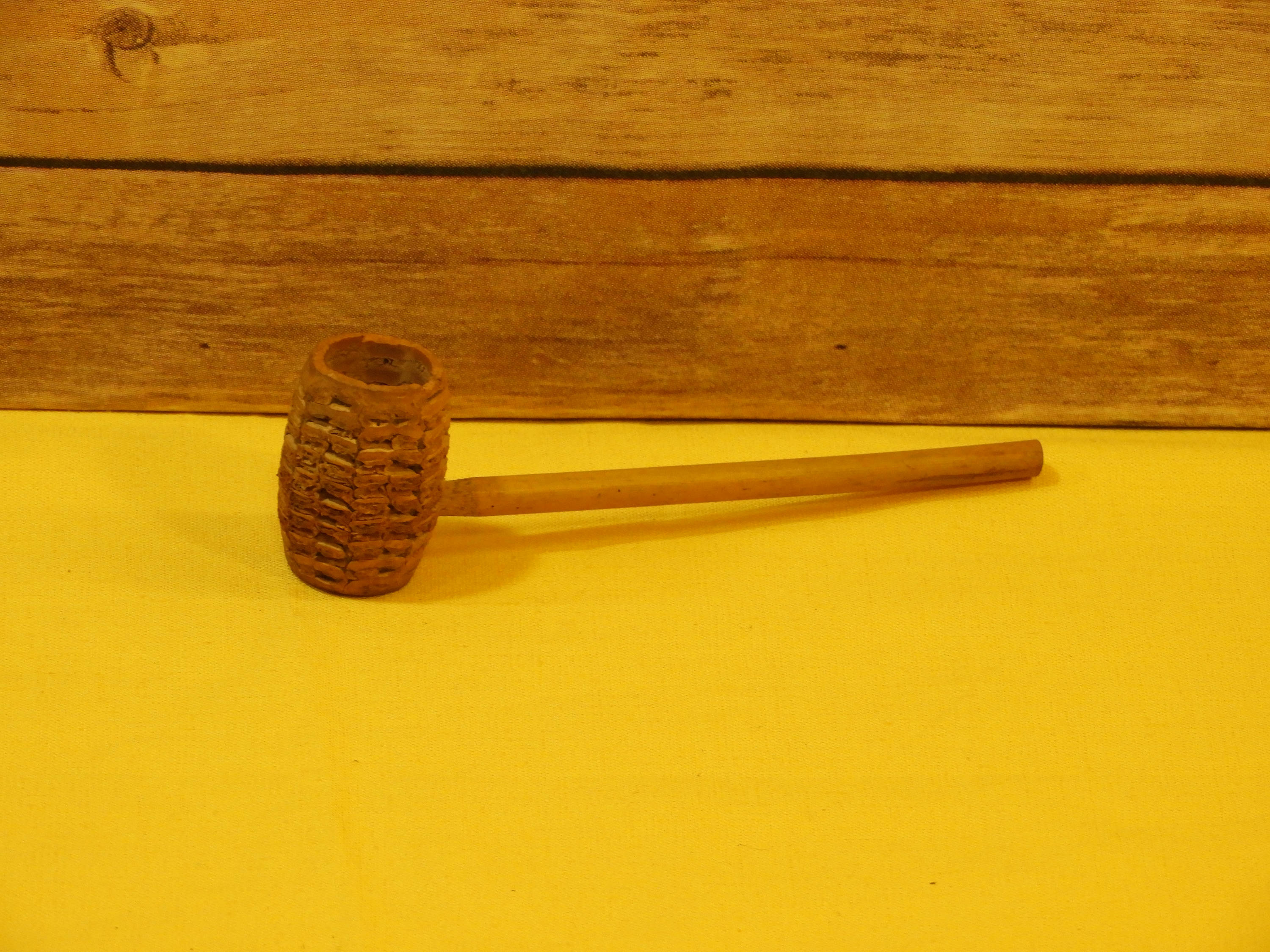 Vintage Corn Cob Pipe, Tobacciana Decor, Golden Brown, Wooden Pipe