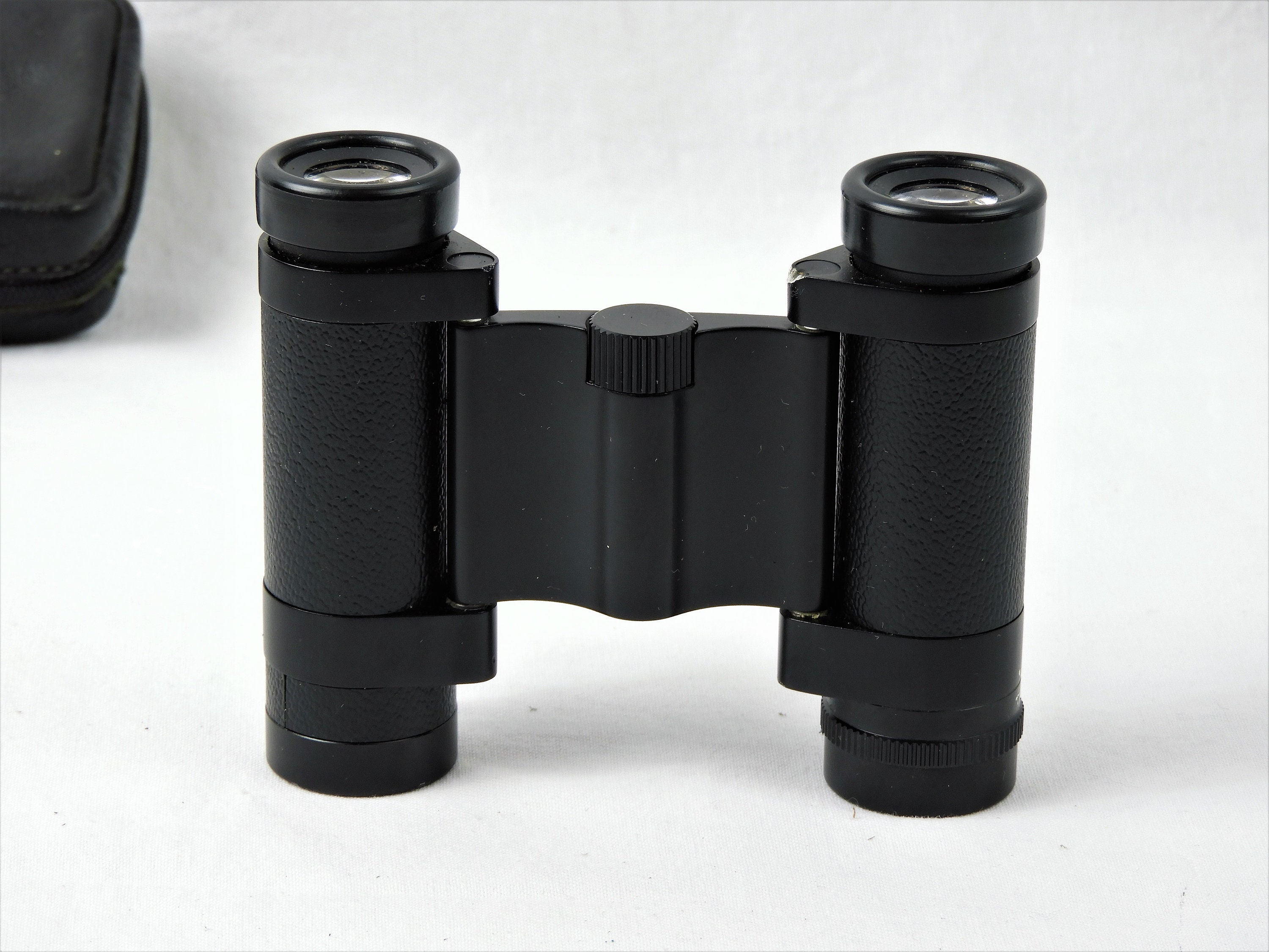 small vintage e. leitz binoculars small vintage e. leitz binoculars
