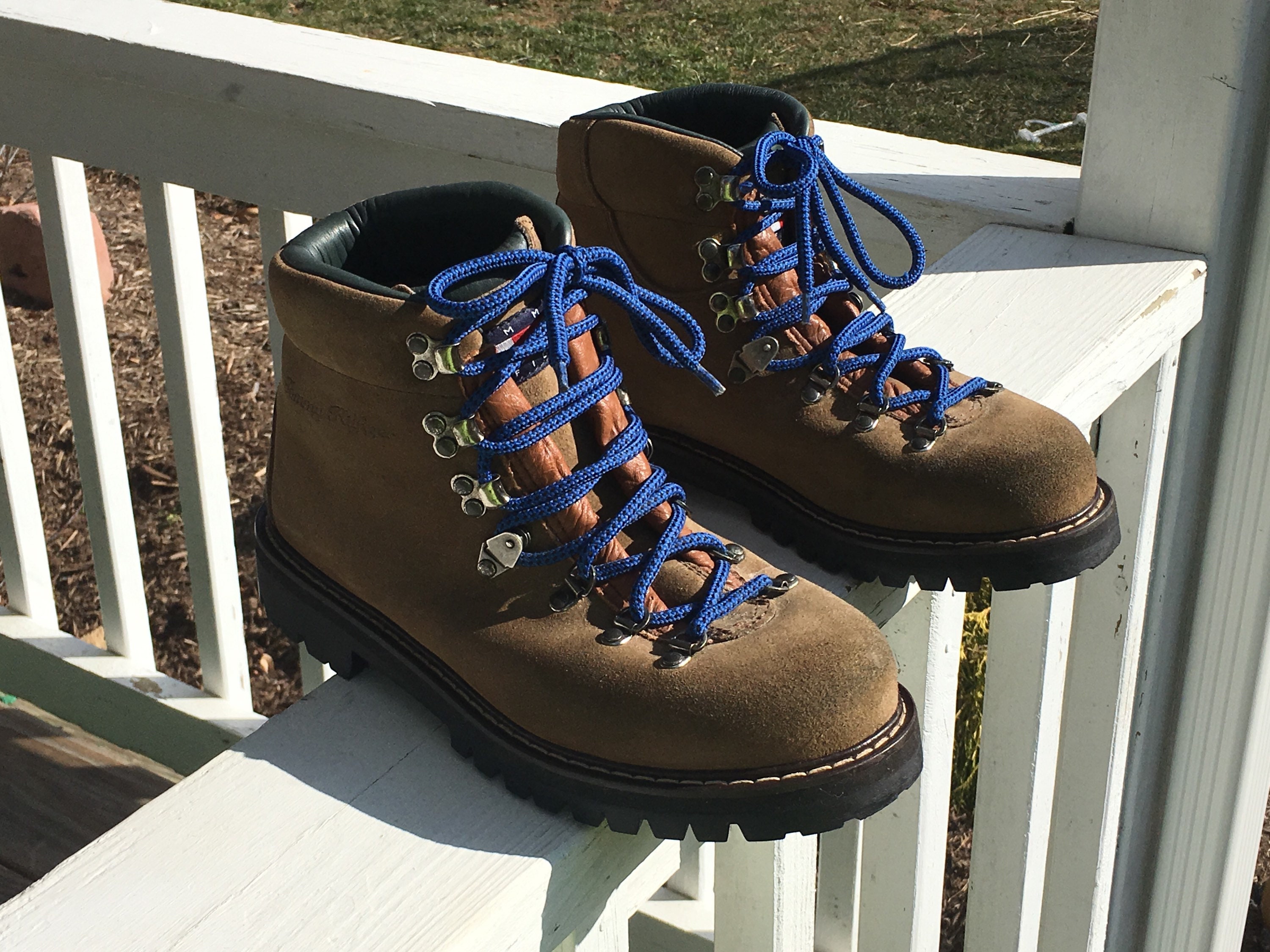 vintage tommy hilfiger boots