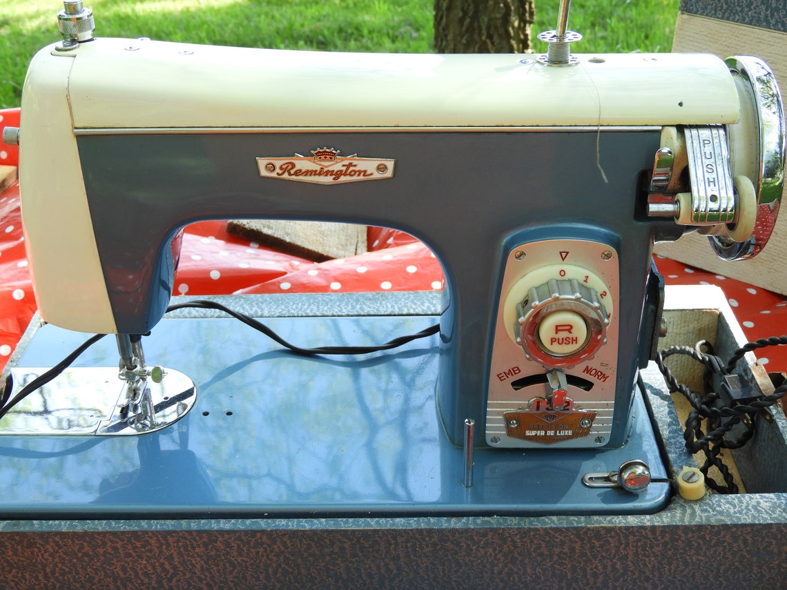 Vintage Sewing Machine Remington Super De Luxe Embroidery Etsy