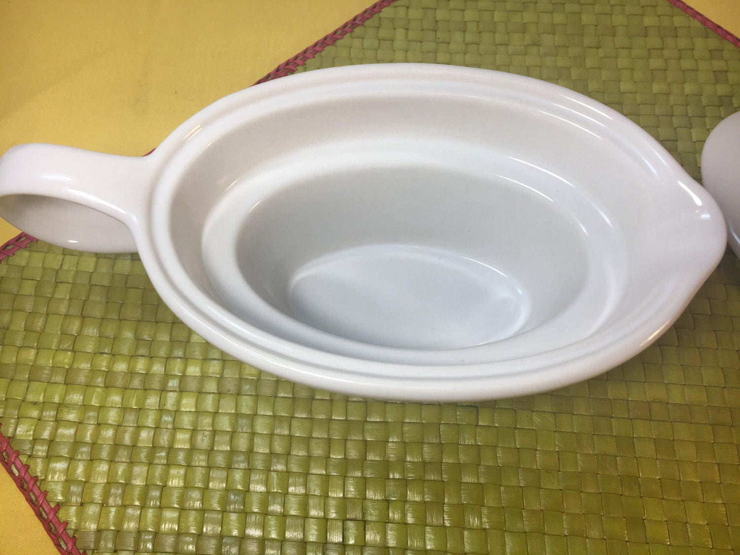 Vintage Gravy Boat, Ceramic Gravy Boat with Lid, White Raised Base