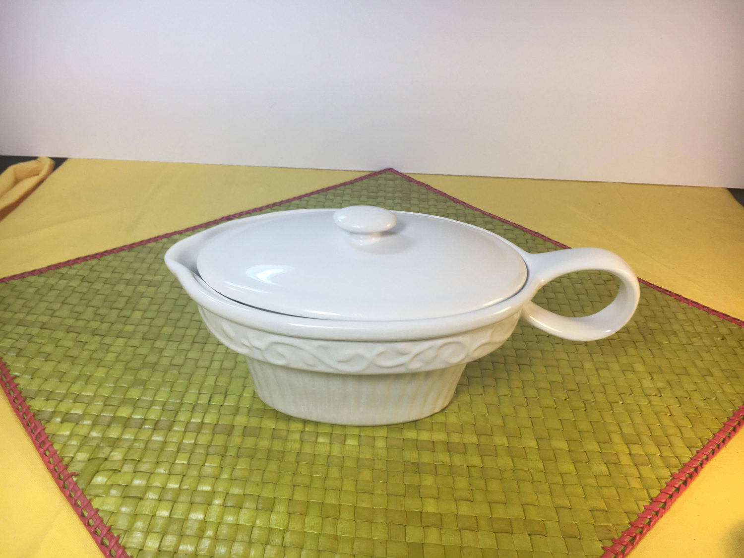 Vintage Gravy Boat, Ceramic Gravy Boat with Lid, White Raised Base