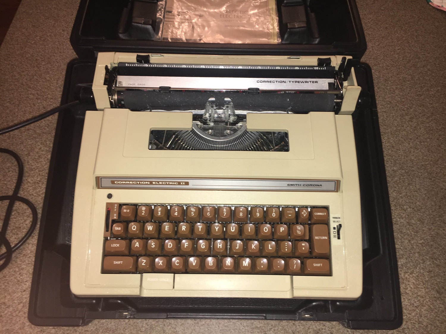 Vintage 1980's Decorative Typewriter, Smith Corona Typewriter