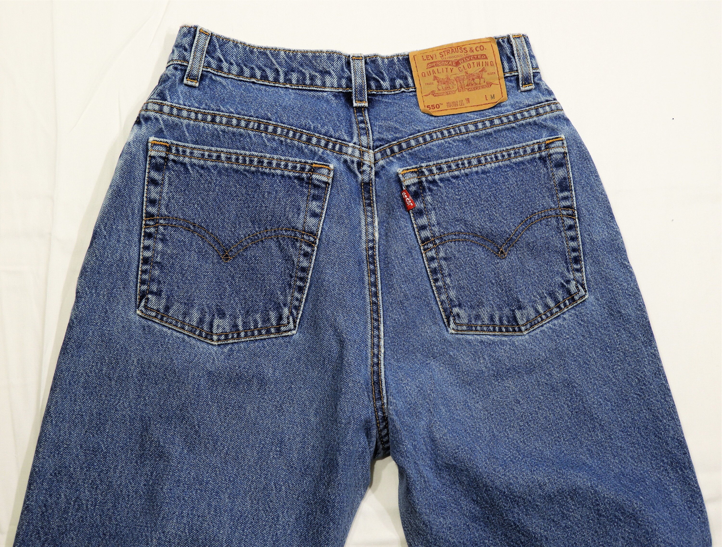 levis 28 leg