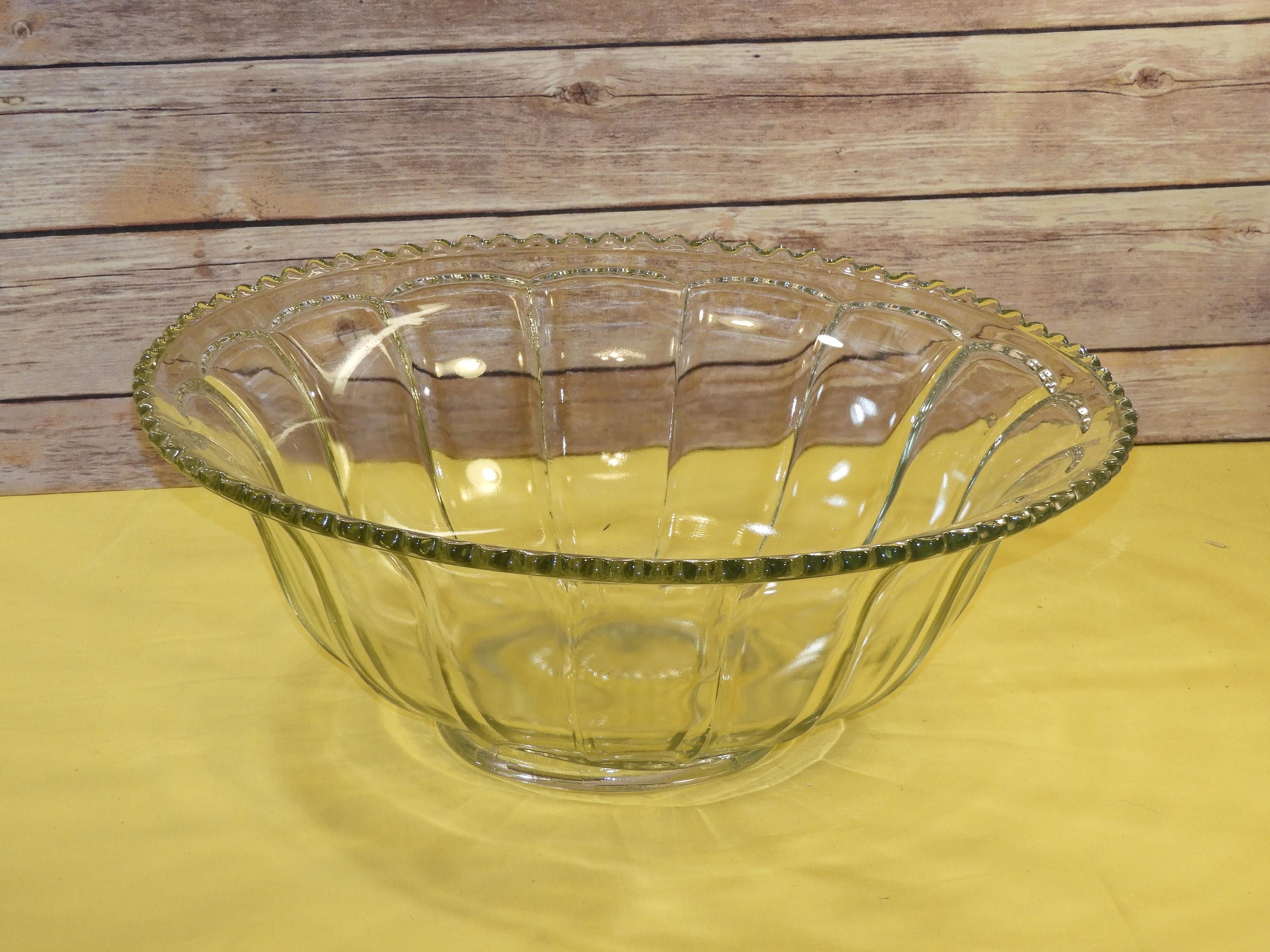 Vintage Punch Bowl, Indiana Glass, Colonial Punch Bowl, Clear Scalloped