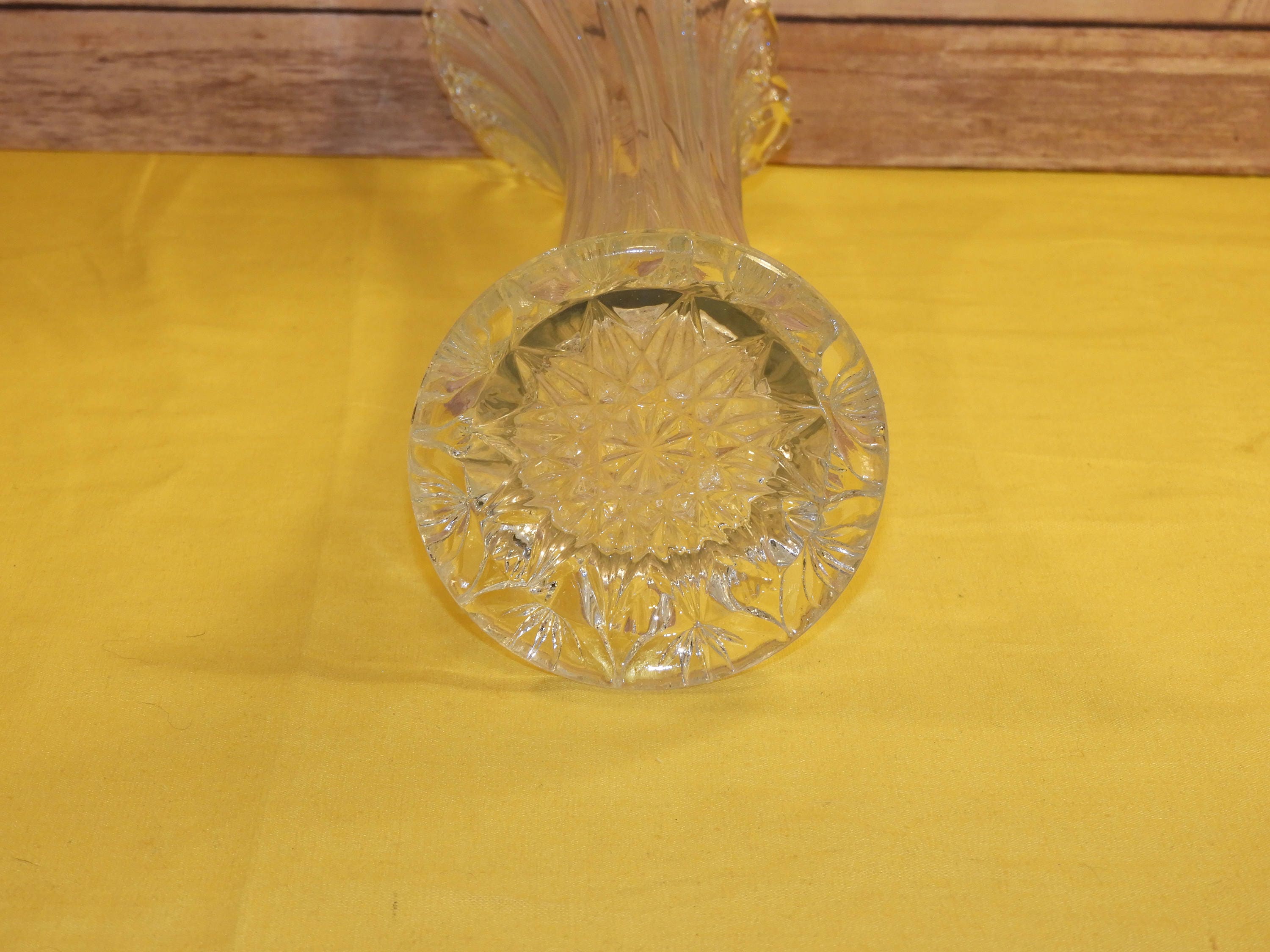 Vintage Icicle Vase, Tall Swung Glass Vase,Clear Ribbed Craft Jag Wavy