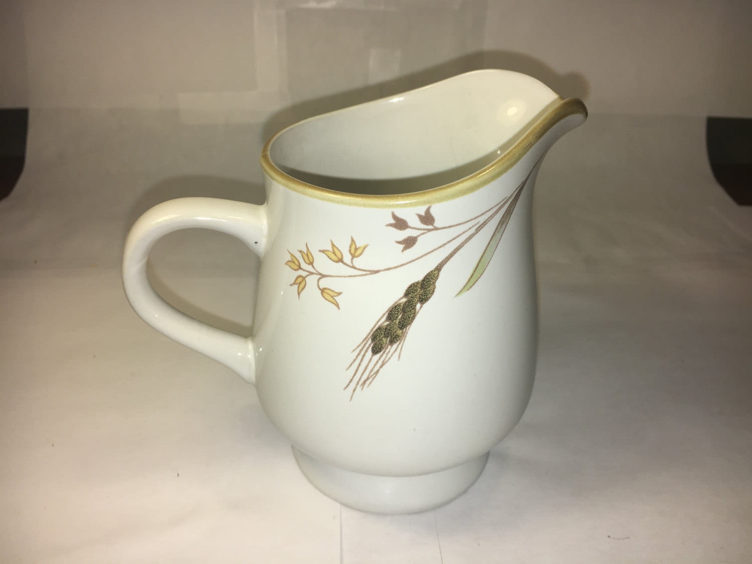 Vintage Rare Winter Wheat 1800 Creamer Mug Cup, 4.5 tall Creamer Cup