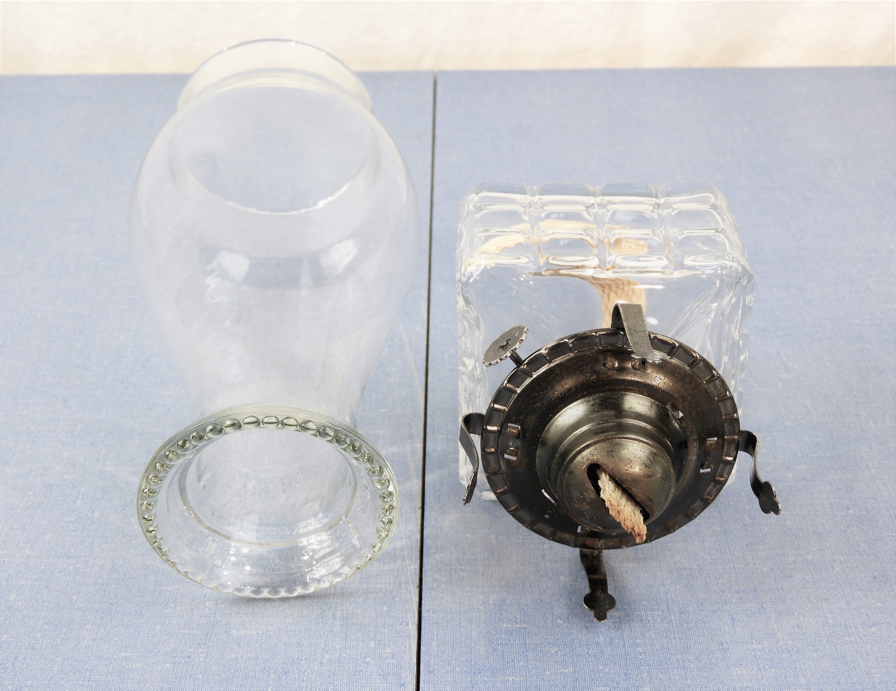 Vintage Oil Lamp, Lamplight Farms 5, Made in Austria, Clear Glass Base