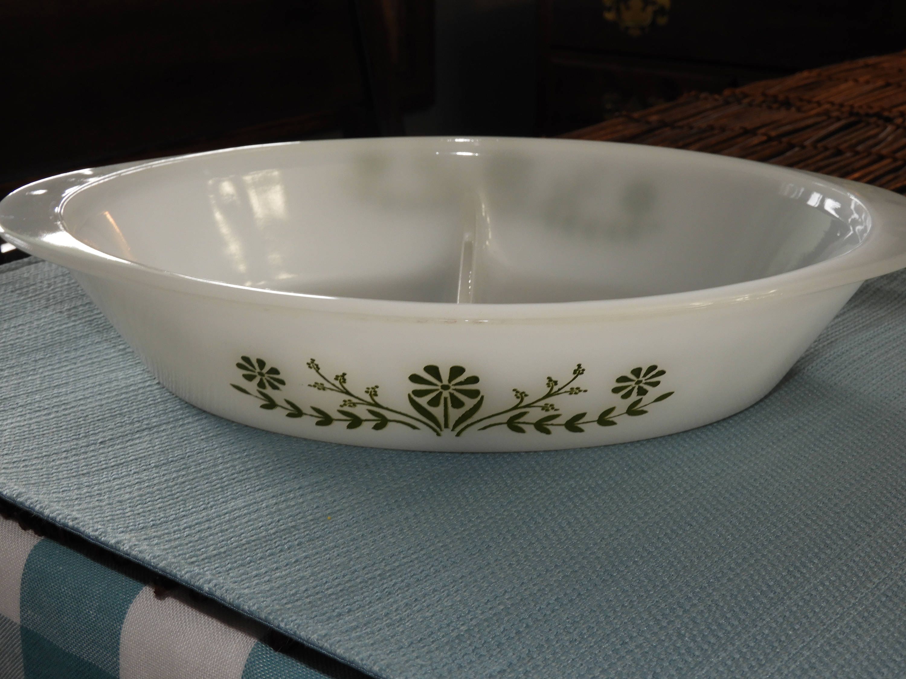 Vintage Glasbake Daisy Plate J2352 White Green Floral Decor Etsy