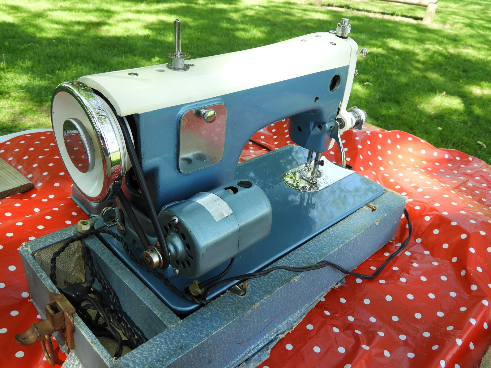 Vintage Sewing Machine Remington Super De Luxe Embroidery Etsy