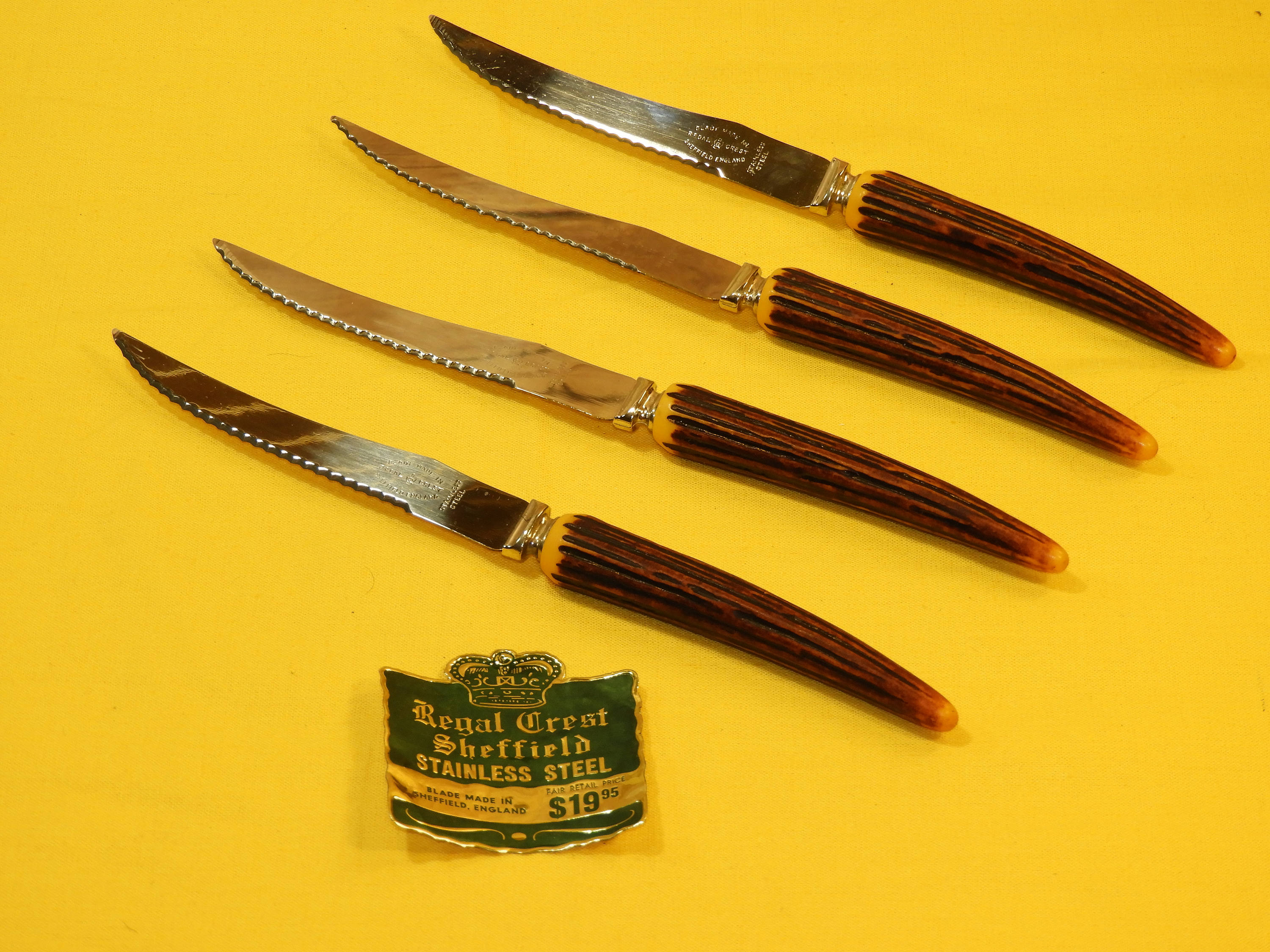 Vintage Regal Crest Sheffield Steak Knife Set (4), Stainless Steel Knife Blade from England
