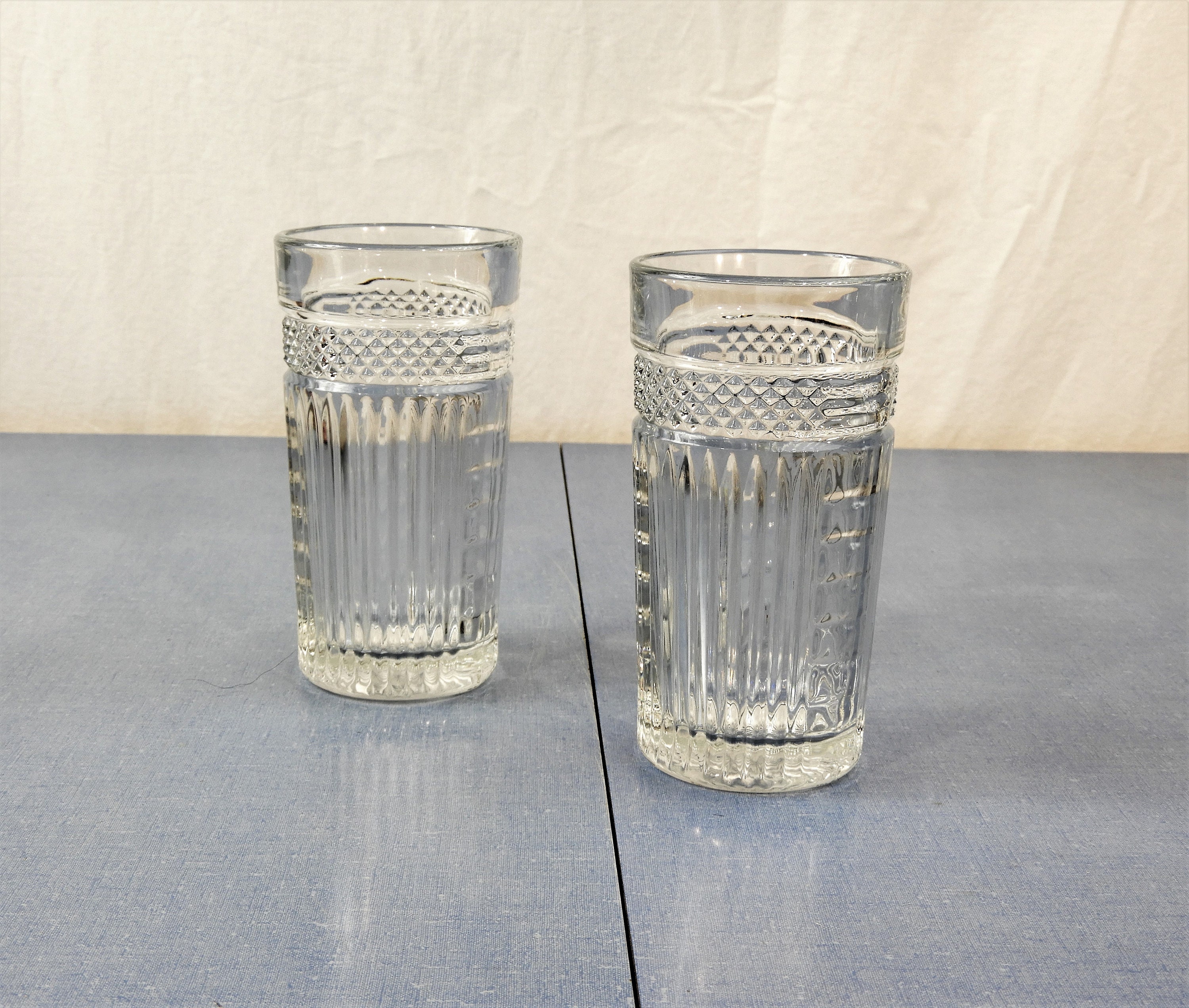 Vintage Glass Tumblers (2), 16 oz Libbey USA, Clear Ribbed Glasses, Hobnail Diamond, Kitchen