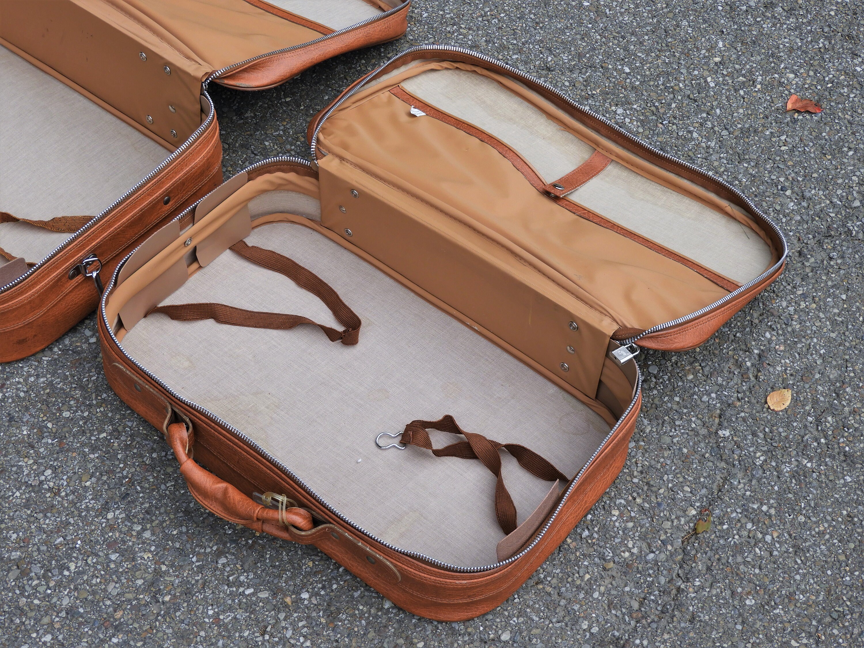 Vintage Nesting Luggage, 1970's Fingerhut, Rolling Suitcase, Compact