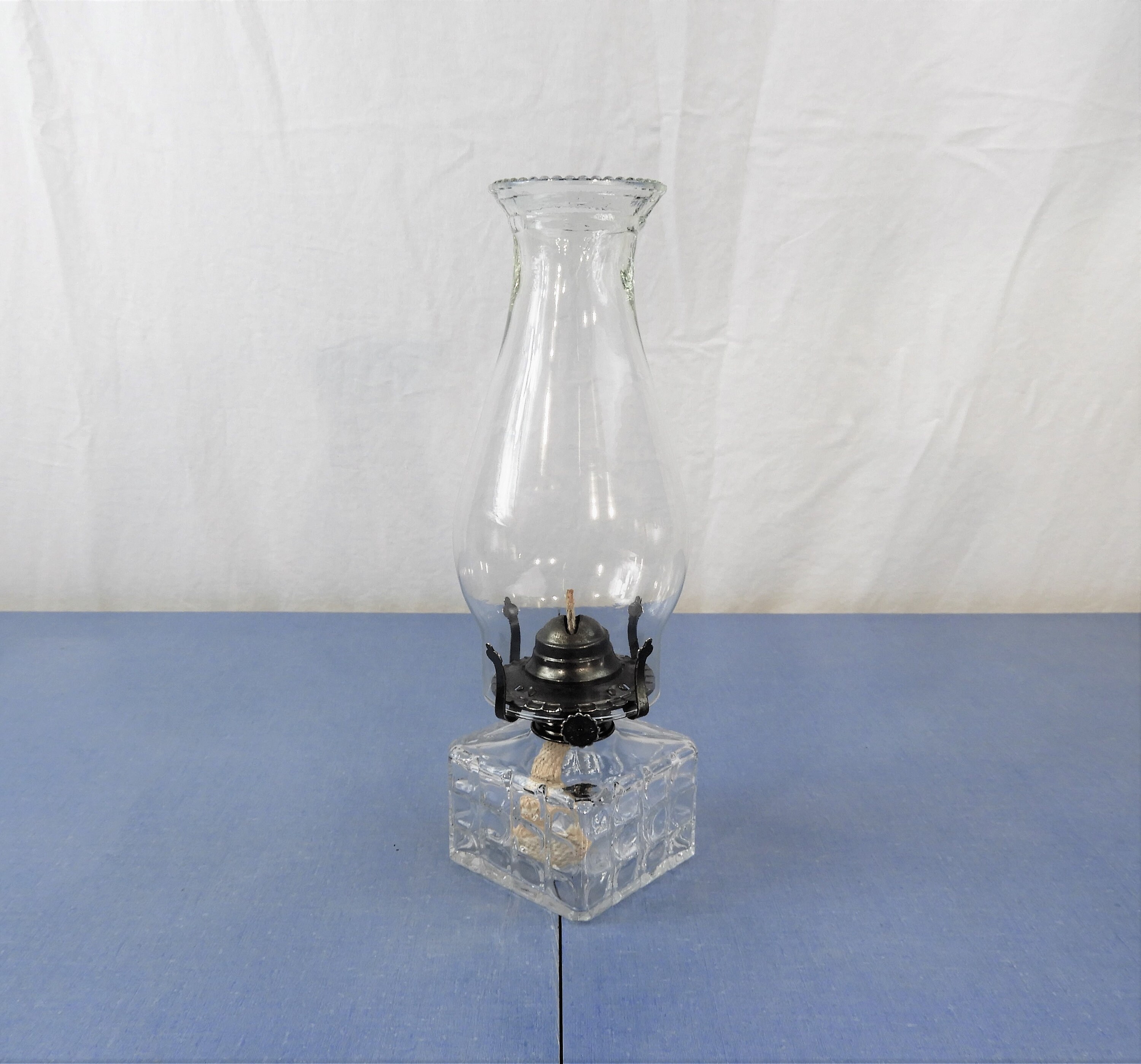 Vintage Oil Lamp, Lamplight Farms 5, Made in Austria, Clear Glass Base