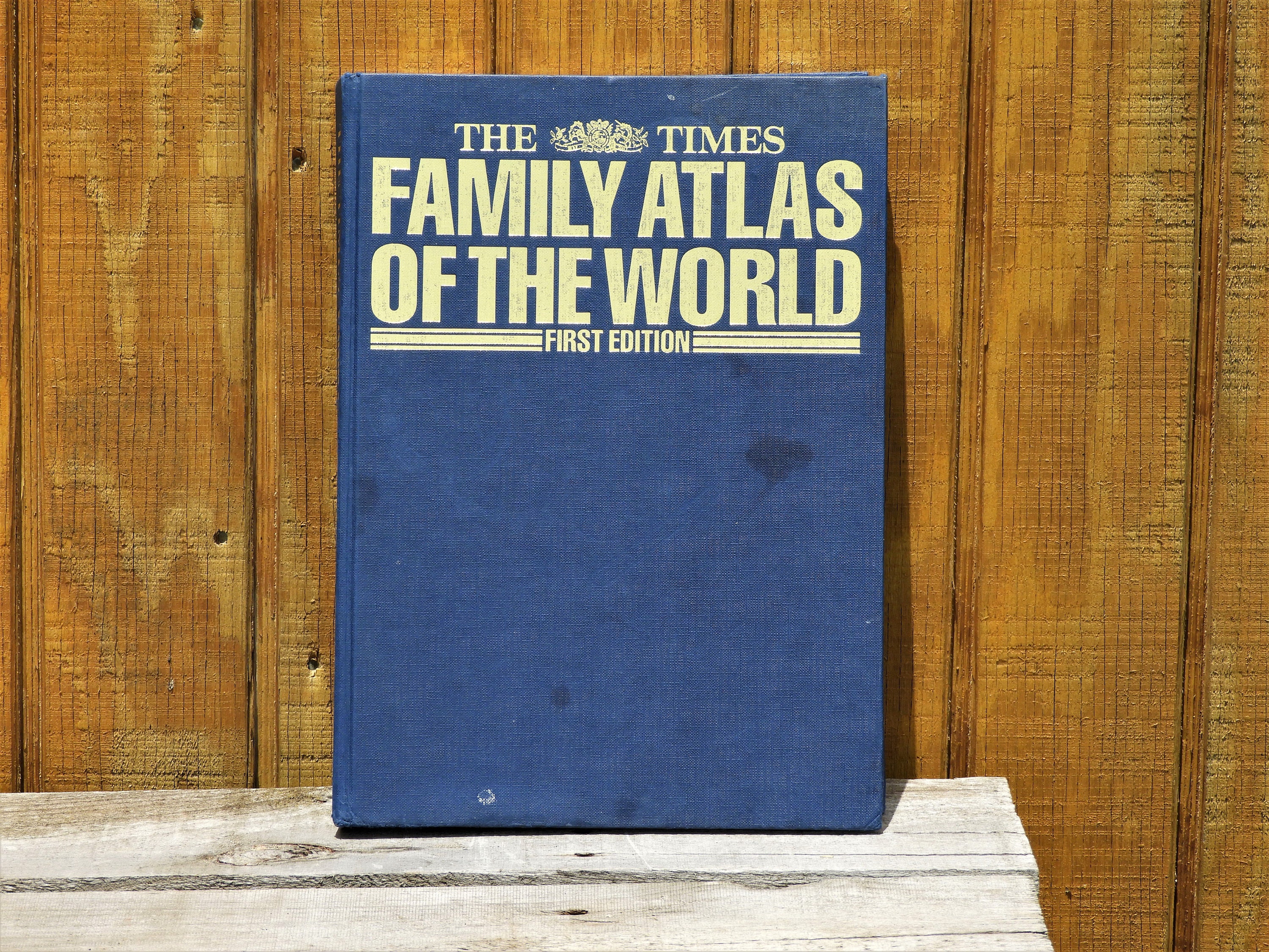 Vintage World Atlas, The Times Family Atlas, Rare First Edition, 1988