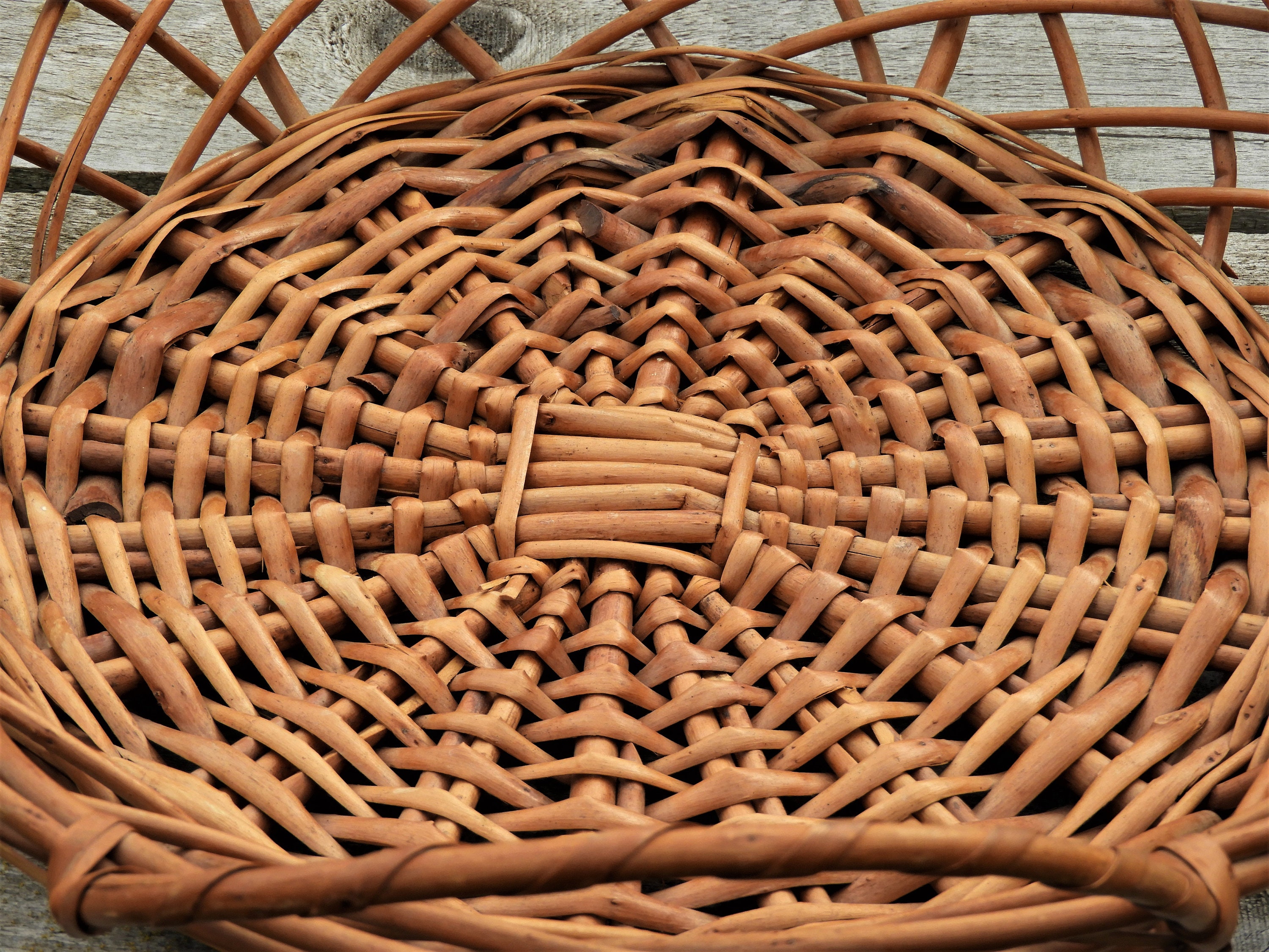 Vintage Wooden Basket, Rattan Decoration, Brown Woven Centerpiece, Bent
