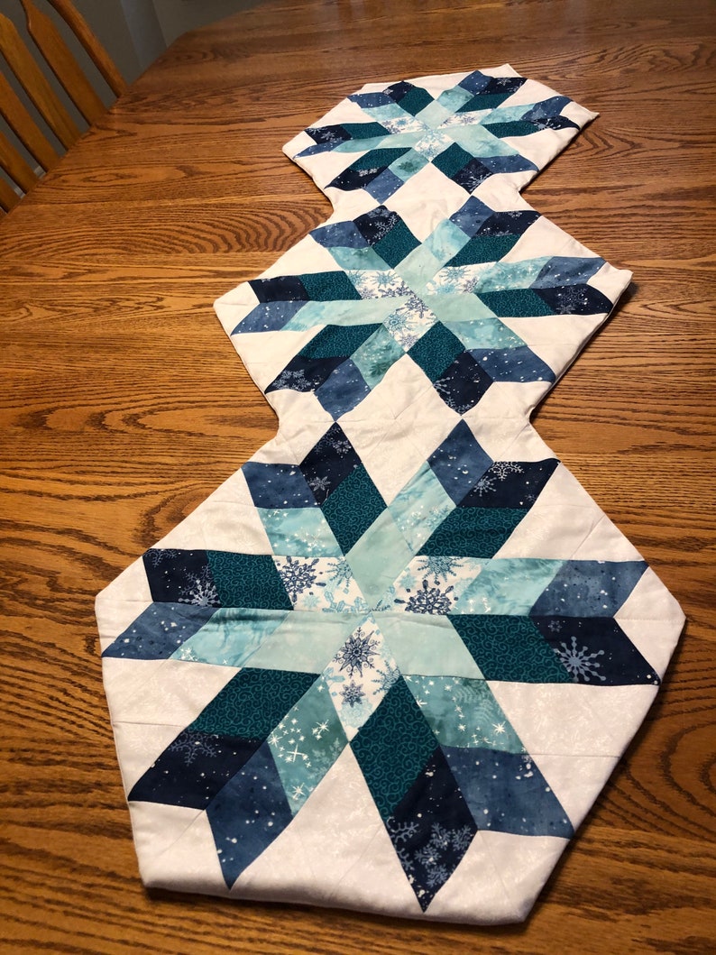 Snowflake Table Runner