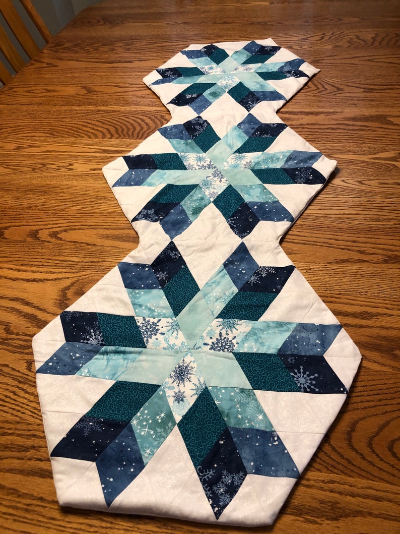 Snowflake Table Runner